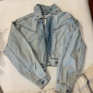 Abercrombie & Fitch Cropped Denim Jacket Size S